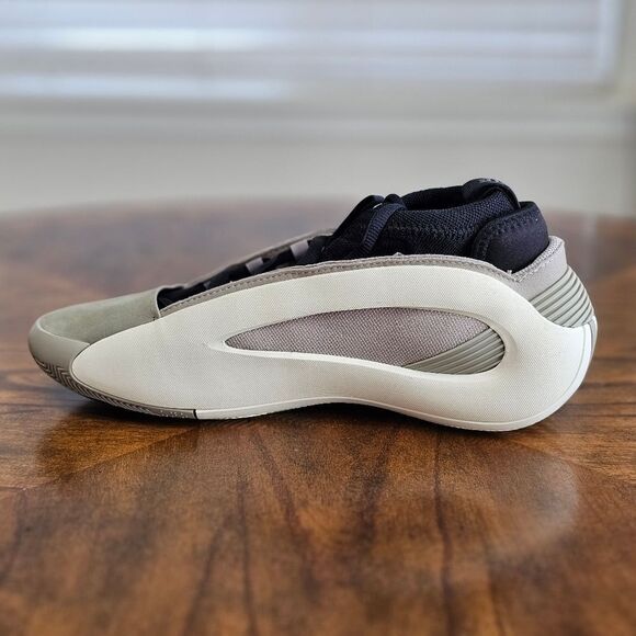 Adidas Harden Vol. 8 Feather Grey Basketball Shoes Women’s 11 Black Tan IG6649 - Picture 9 of 14